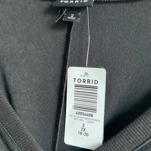 Black Jersey midi ruched dress, Torrid size 2, unworn - Picture 5 of 5